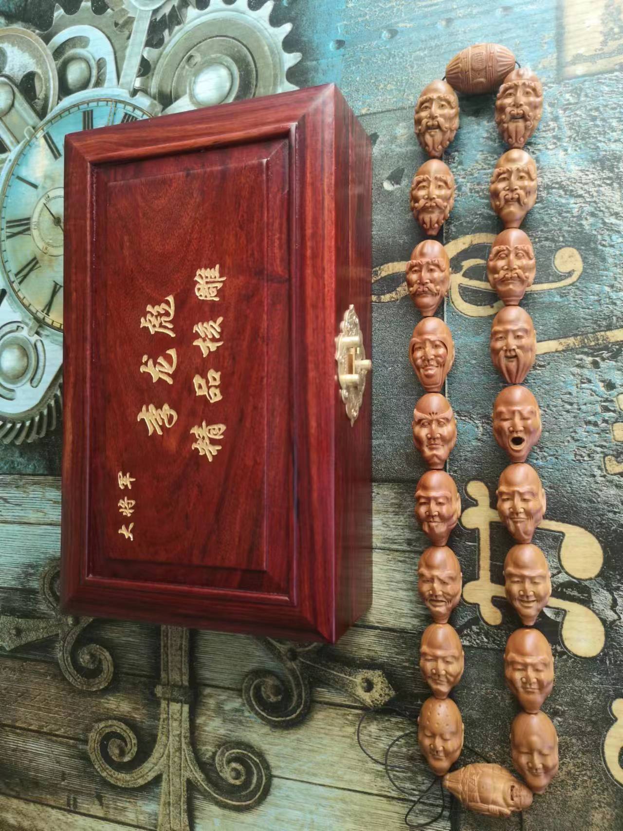 李龙彪的作品-李龙彪核雕