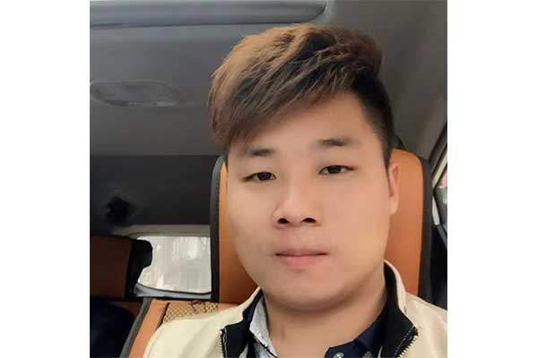 张刚(玉雕)