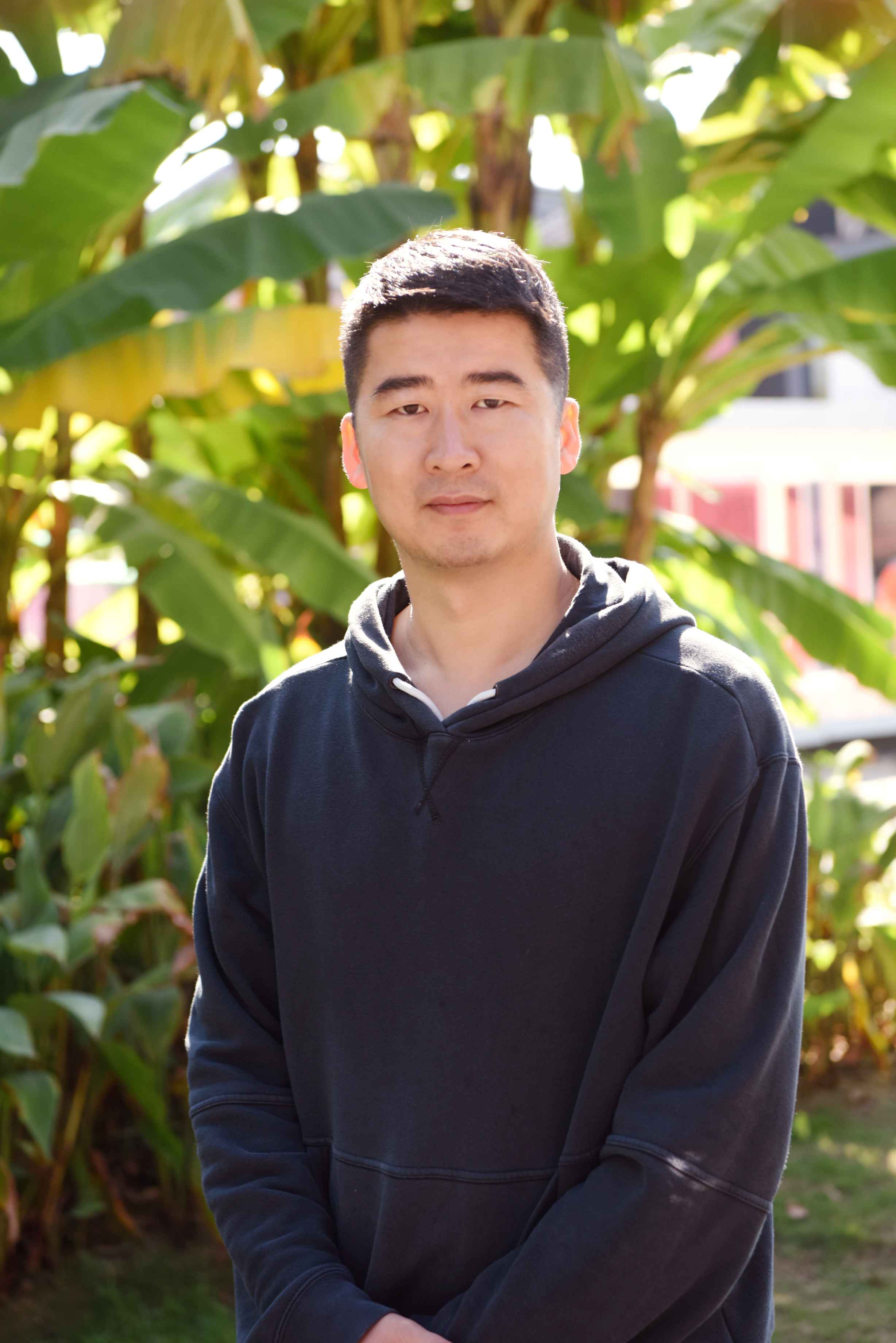 李明炬