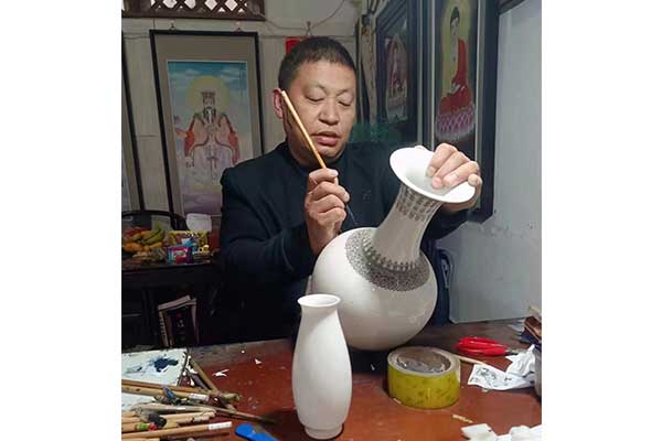 陈兴
