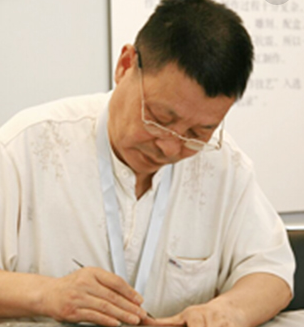 曹阶铭