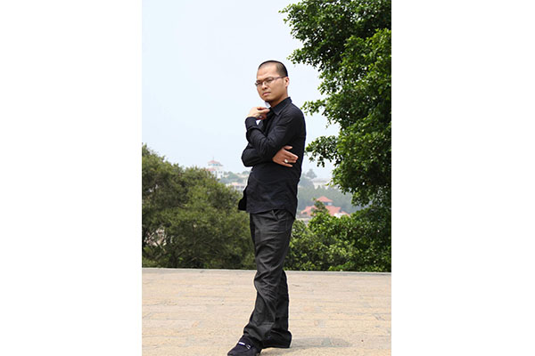 陆华明