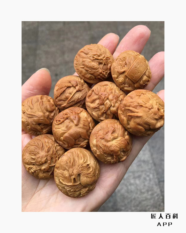孙香(核雕)的作品-3.jpg