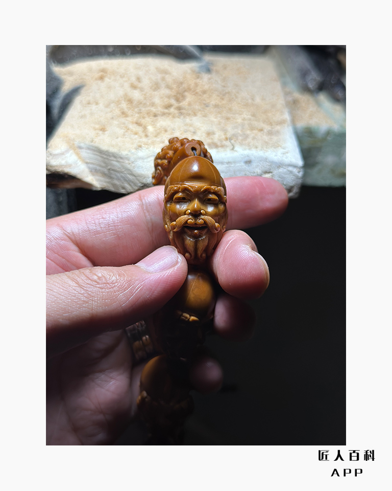 李龙彪的作品-3.jpg