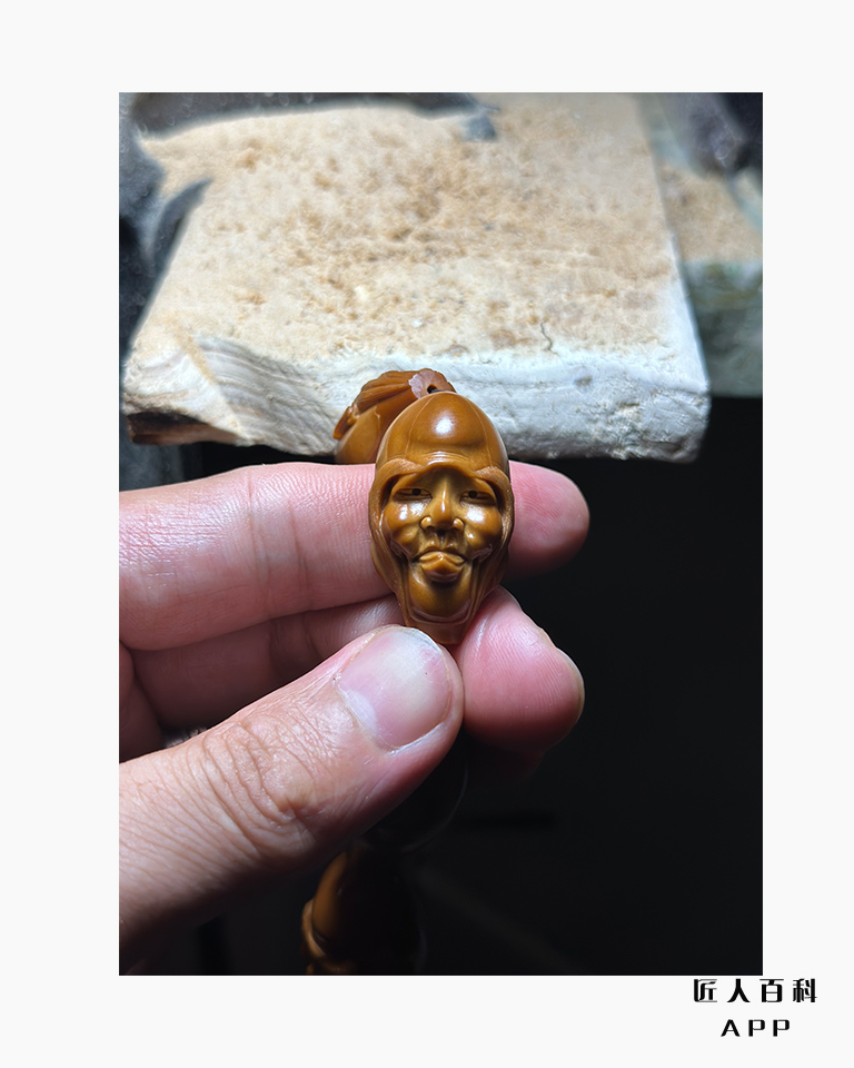 李龙彪的作品-8.jpg