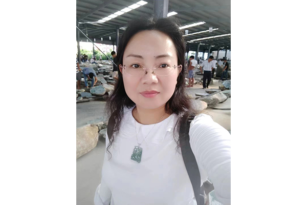 穆亚丽
