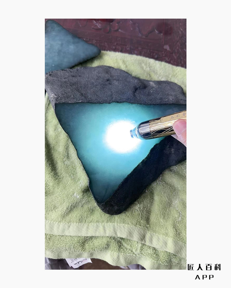 颜红亮的作品-3.jpg
