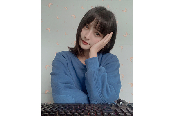许丽秋