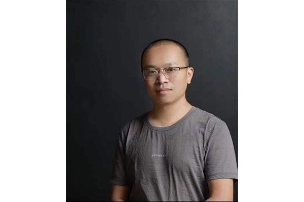 张少君