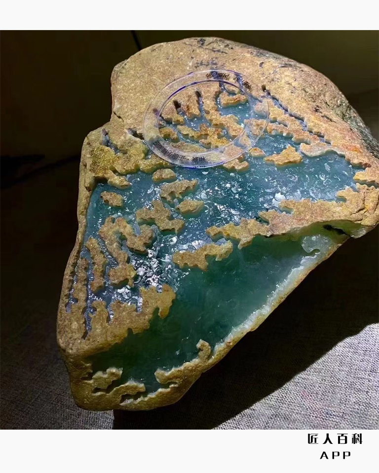 郭康伟(翡翠原石鉴定师)的作品-5.jpg