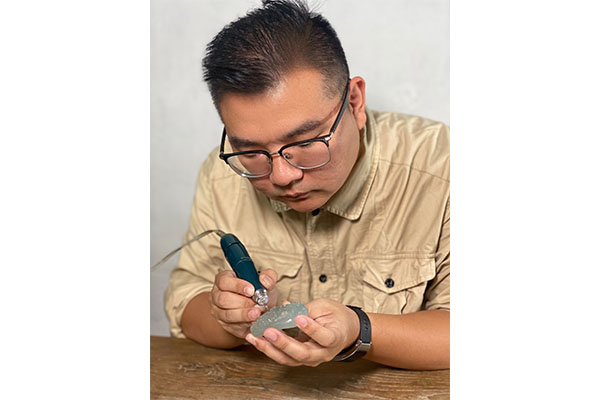 张洁文