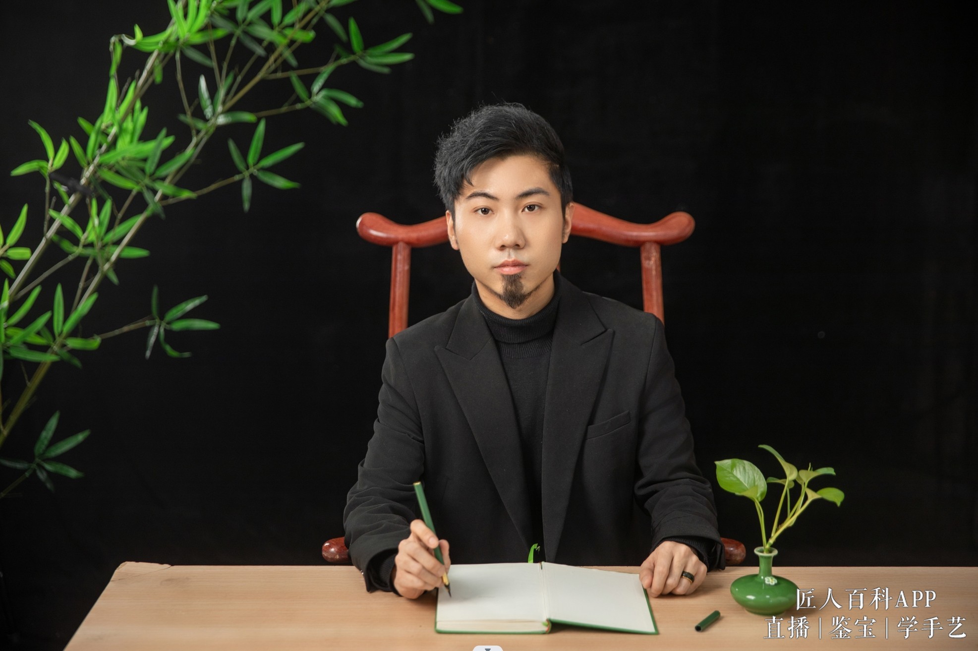 李林霏