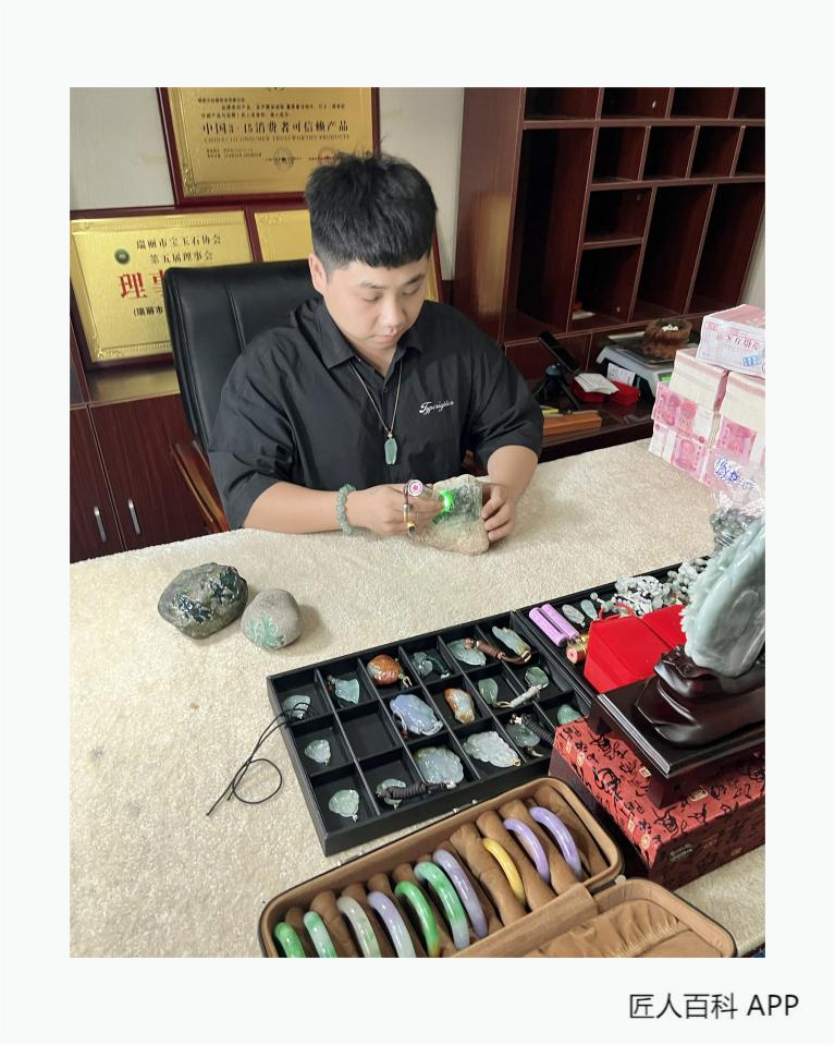 侯耀阳的作品-侯耀阳鉴定师