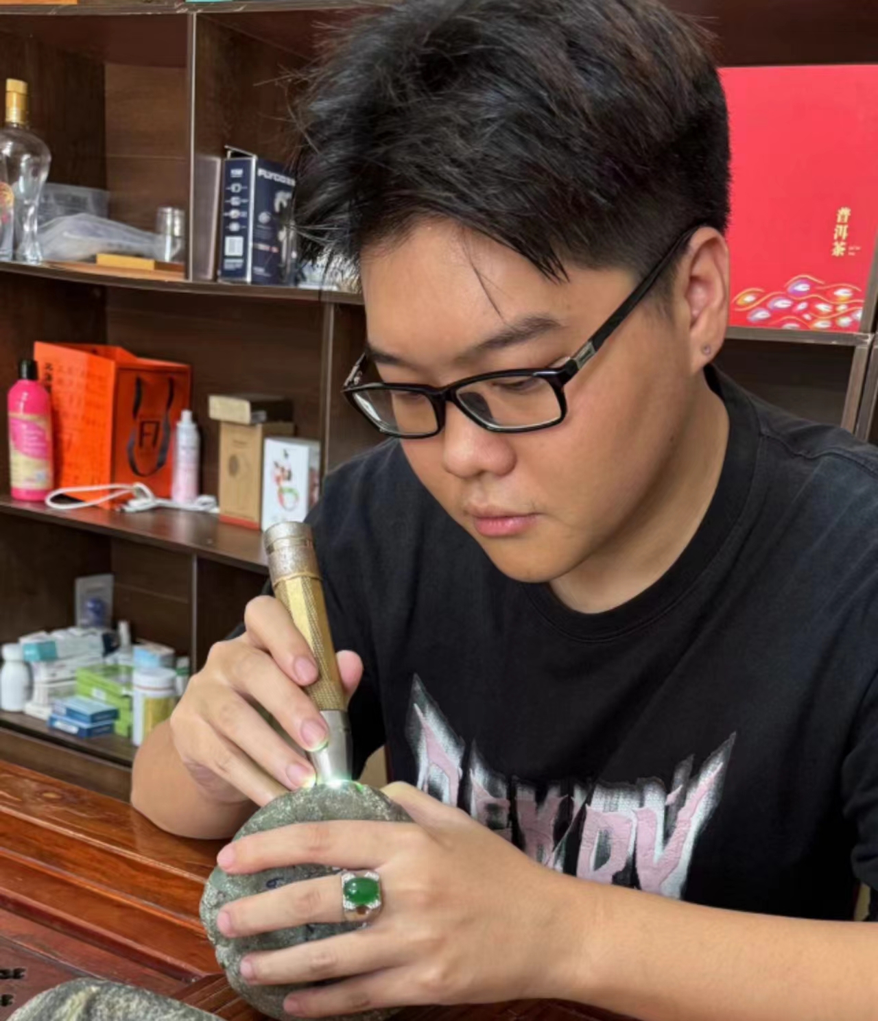徐浩强
