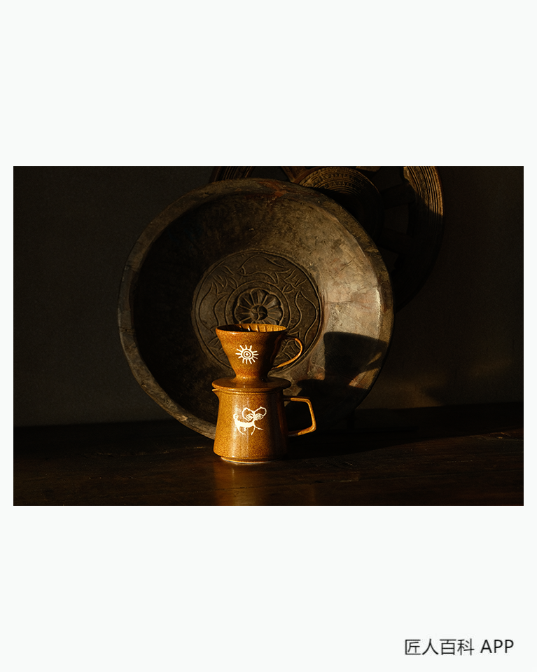 杨安(陶艺师)的作品-08.png