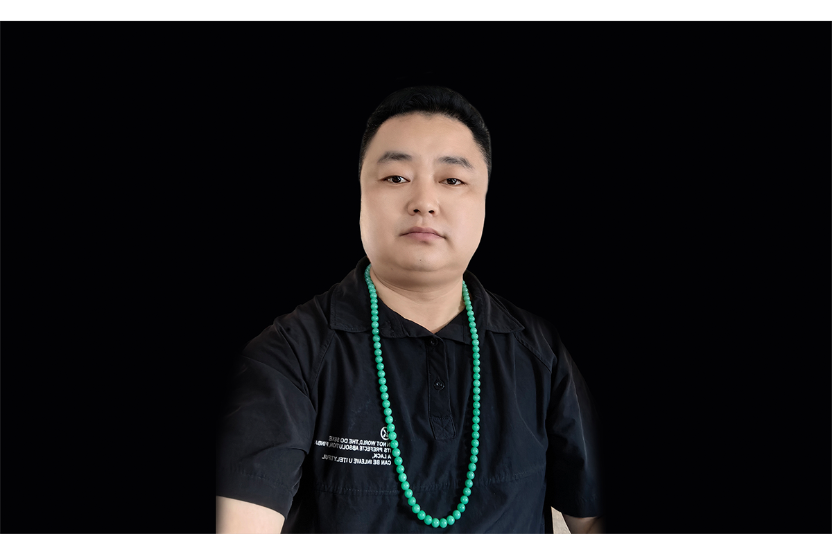 刘耀玉雕师(耀哥)