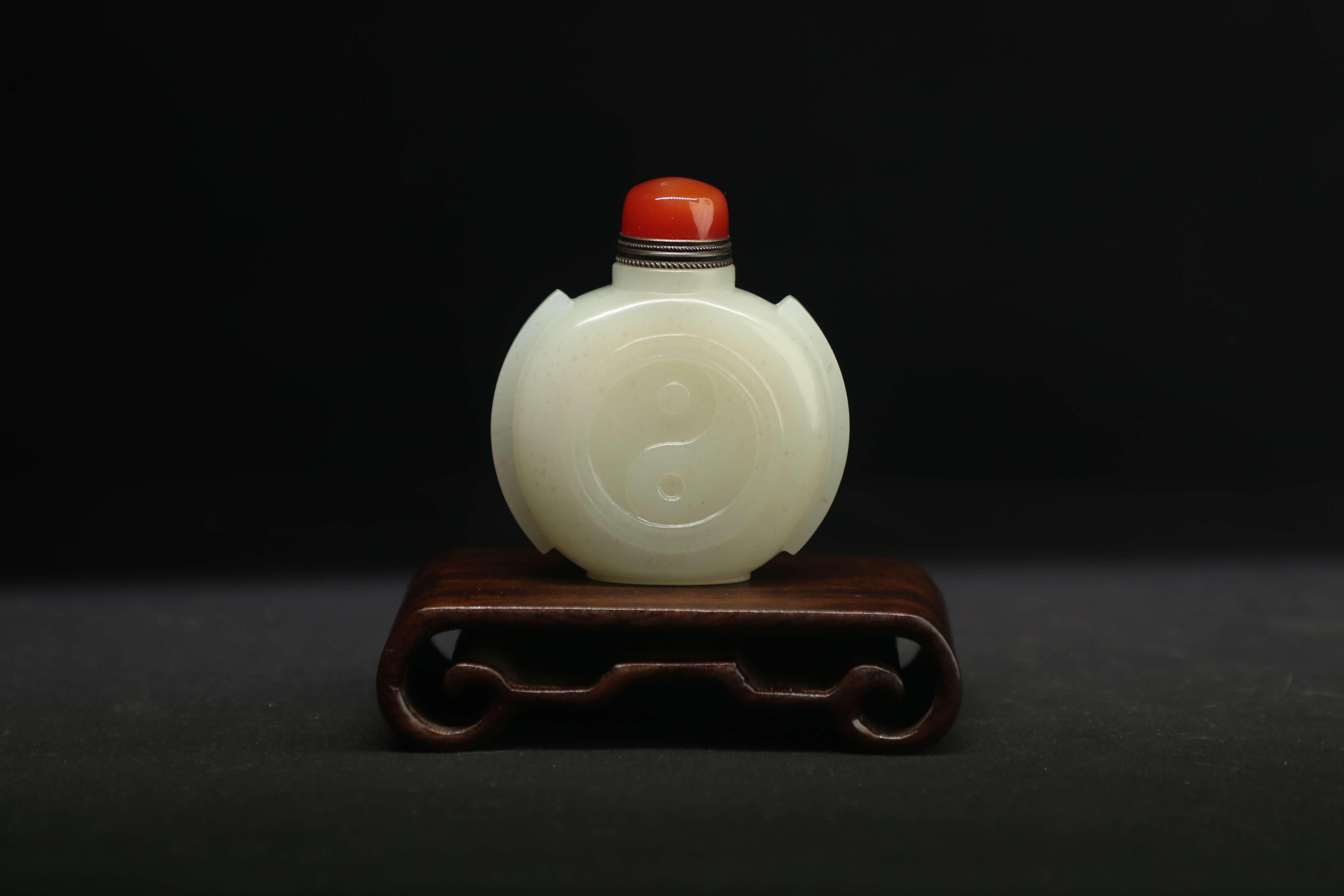 太极鼻烟壶的作品-IMG_3011.JPG