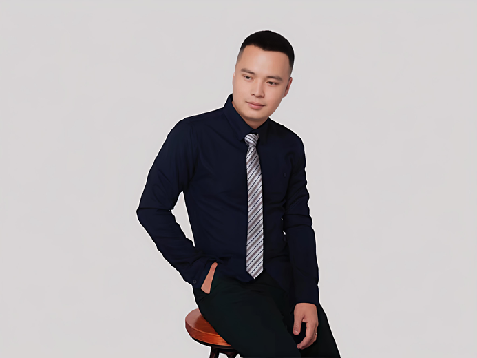陈军(翡翠珠宝)